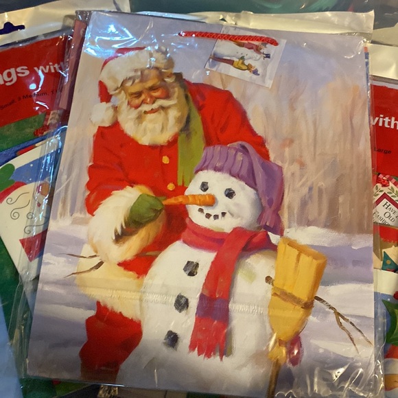 NEW 3 sets  8 gift bags with tags include 4 small 3 med and 1 large  plus tags - Picture 4 of 4